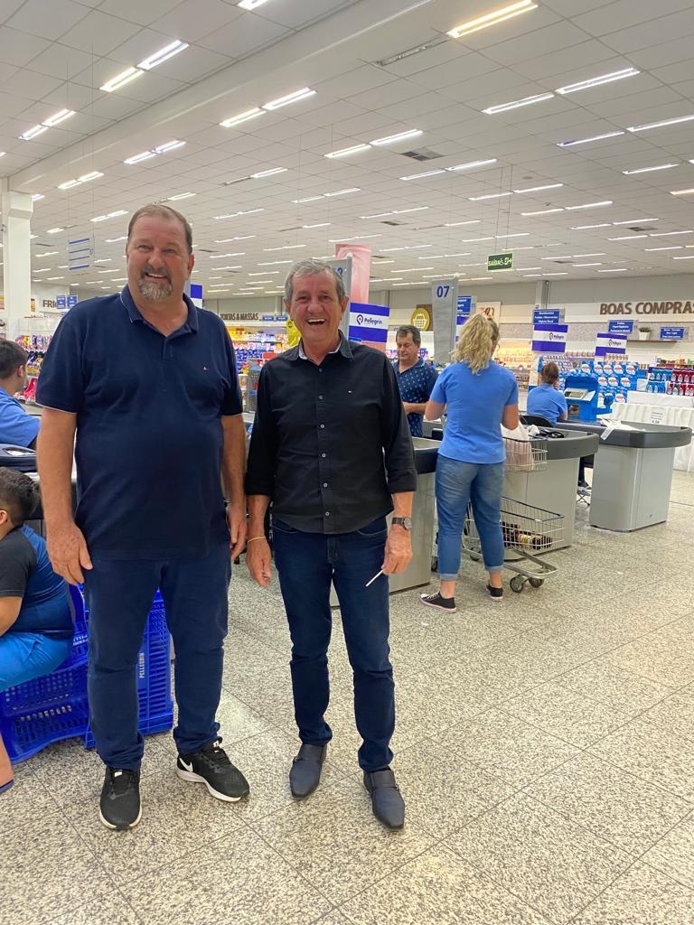 PRESIDENTE DA CERMOFUL RUDY RECCO VISITA SUPERMERCADO PELLEGRIN DURANTE ATIVIDADE DE ENCERRAMENTO