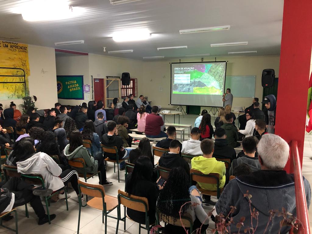 Cermoful nas Comunidades reúne moradores no bairro Presidente Vargas